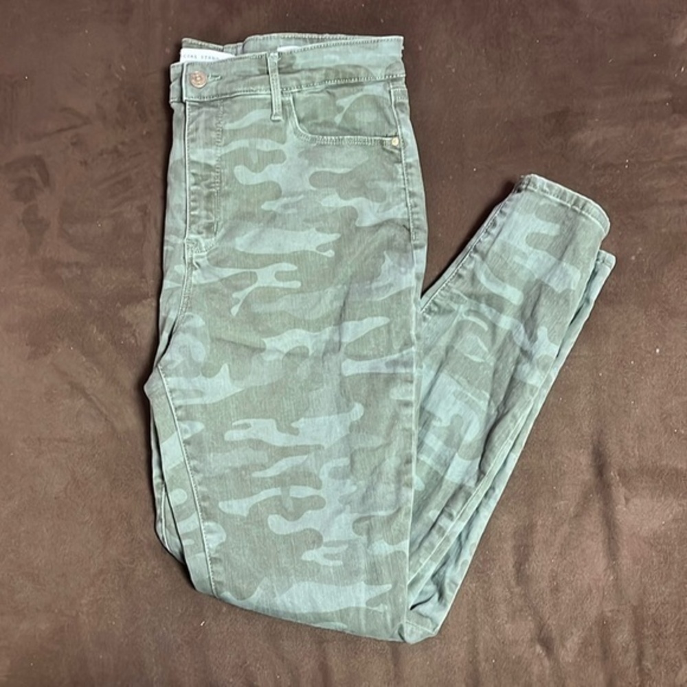 Social Standard by Sanctuary‎ Camo Skinny Jeans